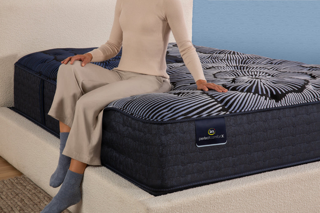 Matelas Serta Hybride mousse mémoire graphite de 15 po - Moelleux